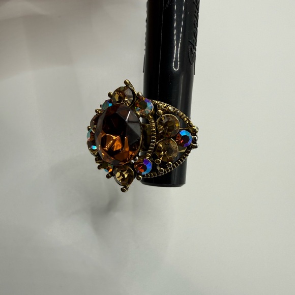 🛍️ Amber Statement Ring Adjustable Silver Tone Band Vintage Style Sparkle - Picture 3 of 7